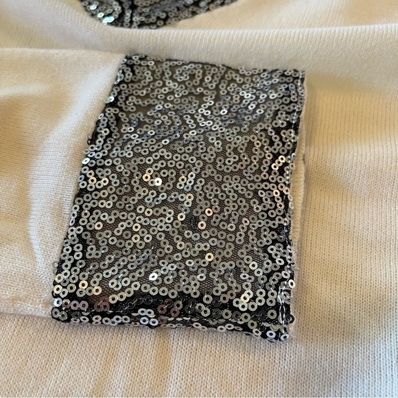 NWT New York & Co Cream Cold Shoulder Sweater v-neck silver sequin size XXL - Picture 8 of 11